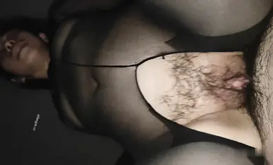 雲盤高質露臉泄密！愛玩COSPLAY學生妹，私下極度小母狗，毒龍吃避孕套里的精液水瓶子自慰啪啪，超炸裂