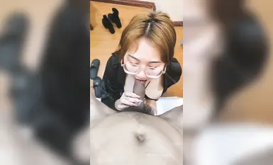 最愛嫩妹約炮大神【魚哥】泡妞約炮新系列 極品大奶眼鏡娘 (1)