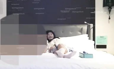 Ang Twitter influencer at hookup guru na si [Fat Master's Amazing Journey] ay gumagastos ng libu-libong dolyar sa mga serbisyo ng SVIP kasama ang tatlong babaeng JK na may mataas na kwentang halaga, nakikipagtalik nang walang proteksyon at nag-e-excit