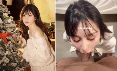 超高颜值小姐姐被男友按头爆操嘴，你的女神别人的母狗。竟然还喝尿吞精，难以想像