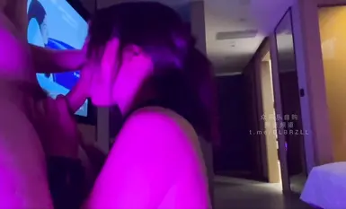 山东S属性189体育生，专操女大学生「Lost」情人节之夜！平时温文尔雅，一到床上就狂暴无比，暴插深喉，无套后入内射黑丝骚母狗