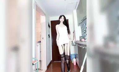 快手網紅長腿女主播【素聽】露臉道具自慰福利視頻 (4)