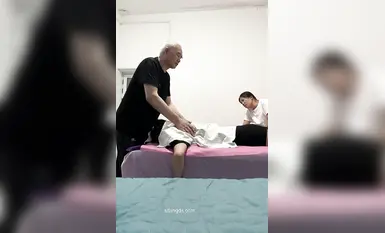 [Quyến rũ bảo vệ và ông già mát-xa] Hoàn thành nhiệm vụ của chủ nhân - Quyến rũ bảo vệ và ông già (1)