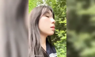 マスターのクエスト：【妹】おじいさんに胸を見せる - おじいさんのペニスを舐めたい