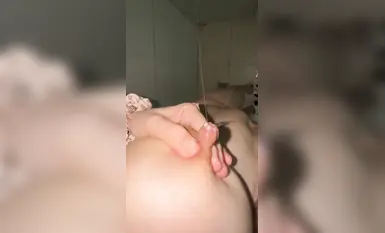 巨乳奶妈福利姬高颜值孕肚御姐草莓老师哺乳期奶水人妻母狗大肚子做爱奶水不限供应一边做爱一边喷奶