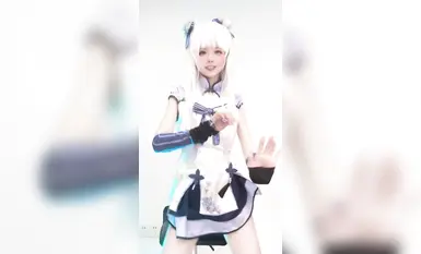 极品嫩妹舞啪福利姬【贝璃珞】最新露脸作品，COSER抖音风动感裸舞(3)