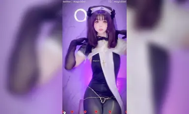 極品嫩妹舞啪福利姬【貝璃珞】最新露臉作品，COSER抖音風動感裸舞 (4)