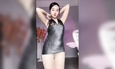 抖音福利 高顏值網紅女神【嶼菲】舞蹈課氣質美女露臉露點裸舞脫衣舞插B (2)