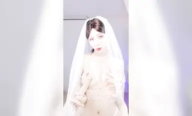 Penstrim langsung selebriti internet berprofil tinggi [Dipped in Peach Sauce] menyediakan video bonus yang menampilkan alat mainan seks untuk melancap, bogel harian, dan paparan penuh sifat tunduk 2 (3)