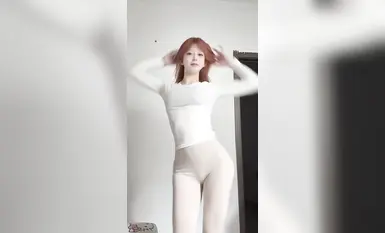 抖音137W粉主播【王炸炸姐】泳裝定製瑜伽褲動感搖擺福利2