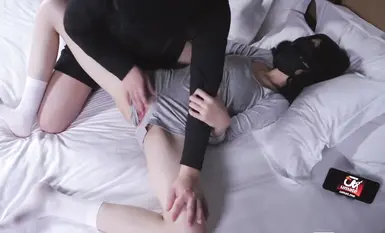 國產新晉網紅【小小桃】長腿玉足嫩逼極品 (10)