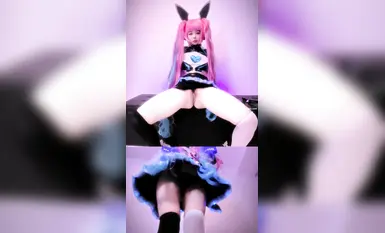 極品嫩妹，舞啪福利姬【貝璃珞】最新露臉作品，燒杯安琪拉的才藝表演，褻玩黑絲包臀女主播 (1)