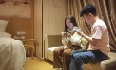 【胖子工作室】，顶级高端外围，五星级酒店私约，C罩杯美乳，共度鱼水之欢 01