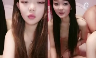 二人の兄に奉仕する二人の若いみだらな女の子の顔、顔全体が乳プレイマンコをこすりながら腕に抱かれた兄を聞かせて、上にオーラルセックス巨根の情熱は、次の奉仕を終えた！