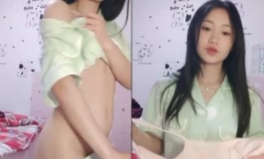 탑 - 순수한 캠퍼스 여신, 바다의 고향 , 저녁 자율 학습은 생활비를 벌기 위해 조용히 살고, 작은 음란 한 보지가 주스의 흐름을 만지고, 구멍 유혹 늑대 친구를 깨십시오!