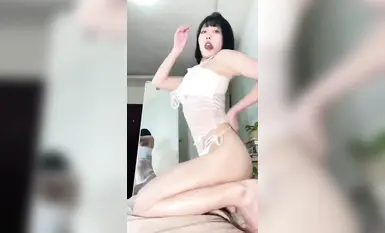 快手福利 網紅舞蹈老師【紫月】很會跳高價私密定製露毛微露穴 (5)