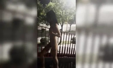 網紅高顏值美少女團隊【西萌工作室】極品在校女大學生【瀨瀨】新發布 白天夜晚 游樂場 電梯間露出，還是帶上眼鏡騷 (5)