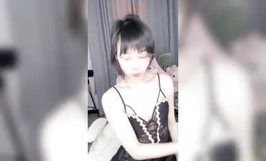 虎牙顏值巨乳女神【書香繁星】萬元定製，OL職業裝抖臀裸舞道具自慰，近景特寫視覺盛宴 (1)