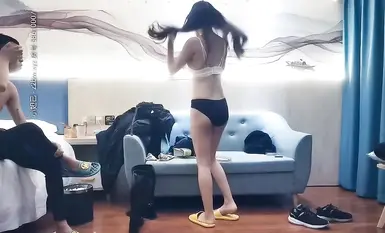 高挑美模，身體顏值觀感極好，女神大長腿膚白貌美極致享受