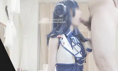 極品反差美少女【埋導演】最新作品，COSER水團上裸舞自慰足交3P口交