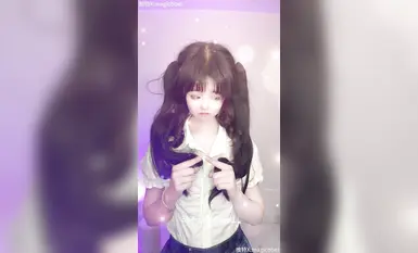 極品嫩妹舞啪福利姬【貝璃珞】最新露臉作品，日常乖巧女友色氣反差激活 (1)