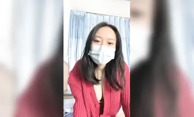 真實三甲醫院護士『愛聊就約』醫院露出，病房露出，身材絕美~跳蛋狂震爽到不行~全裸沐浴跳蛋 病房宿舍淫水橫流，在病床上蹦迪露出是真牛