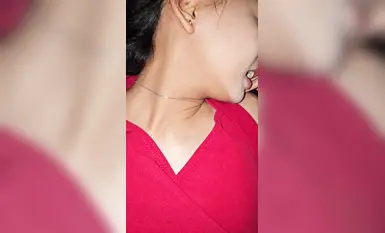 原檔泄密 大一新生跟異地男友周末開房啪啪，沉浸式欣賞騷女吃雞服務，最後還被無套內射了