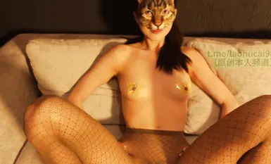 私房網紅攝影大神【老虎菜】自購原創內部SVIP 男人累，當T的拉拉也累一內射兩炮企圖掰直出來掙錢養女朋友的Les-T兄弟 (1)