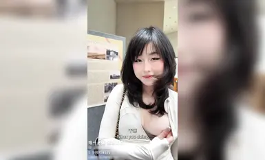 【pupu噗噗】付費新作《在圖書館的角樓偷偷高潮》一起進洗手間_一起出洗手間_這樣偷偷摸摸的感覺真刺激