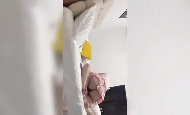 Một cô bạn gái hơi mũm mĩm chia sẻ tình yêu của mình dành cho việc mặc đồ tại các sự kiện dành cho người hâm mộ JK3P, hết sự kiện này đến sự kiện khác. Chiếc váy cưới "người vợ tốt" đã bị lộ. Trong sự kiện 3P, một người đàn ông độc thân chia sẻ rằng anh ta đã xuất tinh vào trong vợ mình trong khi cô ấy vẫn đang rửa nồi. Người chồng đang ngủ say bên cạnh cô ấy. (10)