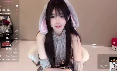 stripchat Hahaha_ha2 性感尤物美腿女神黑丝暴击自慰高潮喷水1米高-1