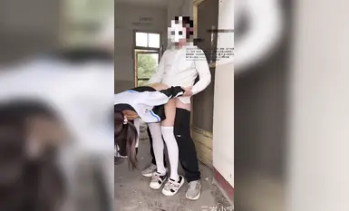 三岁小宝宝 野外做爱 被疯狂后入学生妹 #三岁小宝宝 #做爱