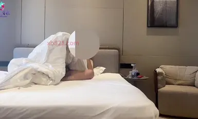 【杏吧卡爾】今天花三千約了一個受底大波的氣質妹子❤️妹子配合度很高 身材很好 真胸摸起來很舒服
