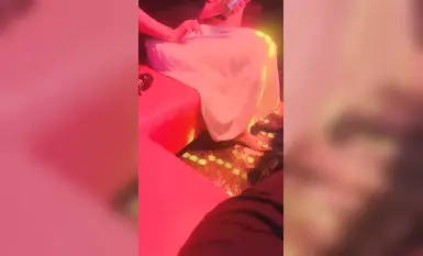 模特御姐【小咪妹妹】跟閨蜜KTV互扯 草地推倒無套口爆 (5)
