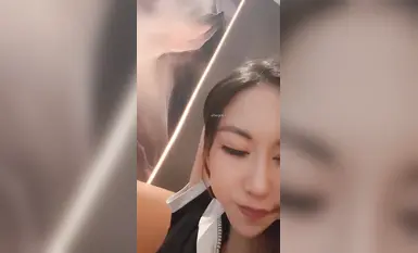 模特御姐【小咪妹妹】跟閨蜜KTV互扯 草地推倒無套口爆 (5)