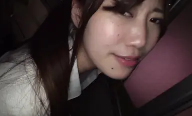 FC2-PPV-4849795 [第一次內射] 18歲雙馬尾大胸少女被年長男子用乳房摩擦，並第一次被插入