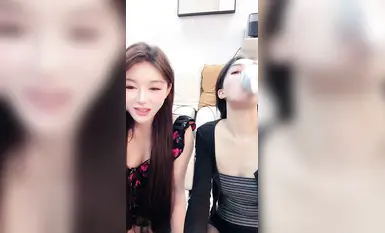 絲襪足交 女上位啪啪【老師你水好多】兩個騷貨勾引外賣小哥 激情啪啪大戰 (1)