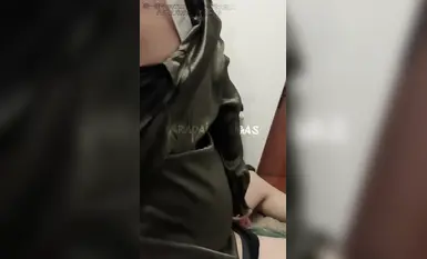 推特西裝暴徒【YUSHI魚師】3P紀錄影片，帶粉絲活動，酒後的媚態身體，不由自主晃動的屁股，急不可耐抓向粉絲寶寶雞8的小手立起來的乳頭性感