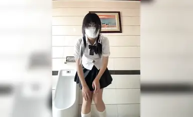 stripchat yingtao-888 戶外露出自慰 (4)