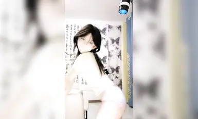 藍川師織 反差眼鏡女大，蜜屯女神首次露臉 道具自慰楚楚動人~ (1)
