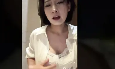 A_girla