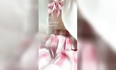 NTR綠帽情侶『情侶日記』JK美胸裸足誘惑，有一種老實人豁出去了的感覺