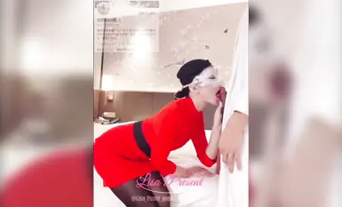 重度丝袜高跟控【你的Lisa姐】推特福利，顶级长腿高气质各种乱交(5)