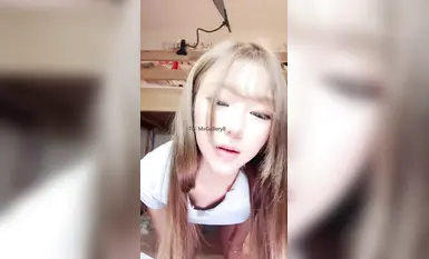 18果味仙女 頂美清純校花 純欲學生妹宿舍直播 脫衣反差欲女道具抽插自慰白虎粉嫩阿黑顏 (13)