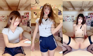 18果味仙女顶美清纯校花纯欲学生妹宿舍直播脱衣反差欲女道具抽插自慰白虎粉嫩阿黑颜(28)
