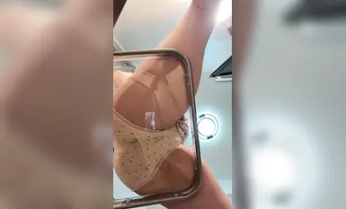 抖音丝足网黄【爱吃猪脚饭】自慰福利合集情趣制服诱惑白嫩裸足模拟足交蜜穴骑乘假屌(9)