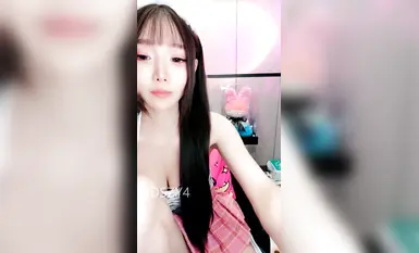 Sauh Wanita Terkemuka Aiwei dengan Susuk Tubuh Sempurna, Payudara Besar, dan Kontras Lucah (18)
