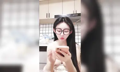 爱薇精选极品身材女主播，巨乳淫荡反差婊(9)