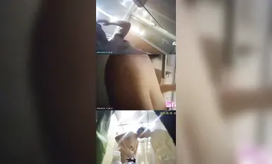熟女老师shelly洗澡，丰满成熟身材多角度无死角曝光