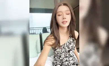 Isang napakagandang live streamer na si [BBi_0329] ay ipinagmamalaki ang matangkad at seksing pangangatawan at nakamamanghang mga binti na nakasuot ng medyas (5)